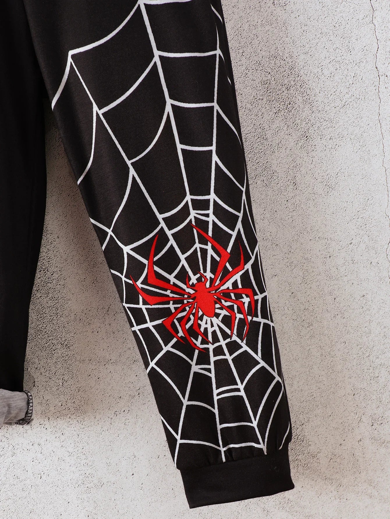 Kids 2-Piece Cartoon Hoodie & Pants Set – 4–7Y