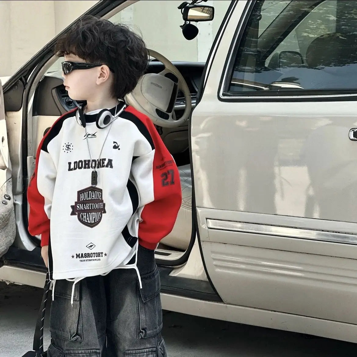 Boys Cotton Sweater & Jeans Set – Autumn 2025